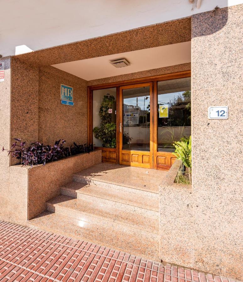 Hostal Y Apartamentos Santa Eulalia Санта-Эулалия-дель-Рио Экстерьер фото
