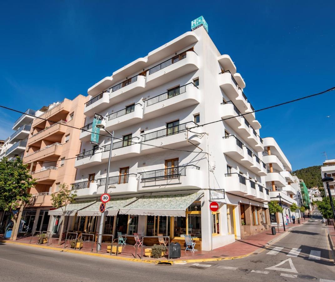 Hostal Y Apartamentos Santa Eulalia Санта-Эулалия-дель-Рио Экстерьер фото