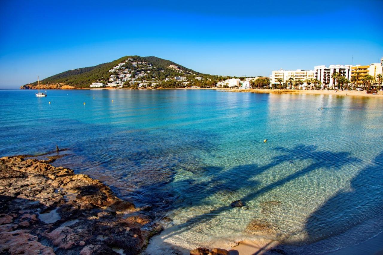 Hostal Y Apartamentos Santa Eulalia Санта-Эулалия-дель-Рио Экстерьер фото