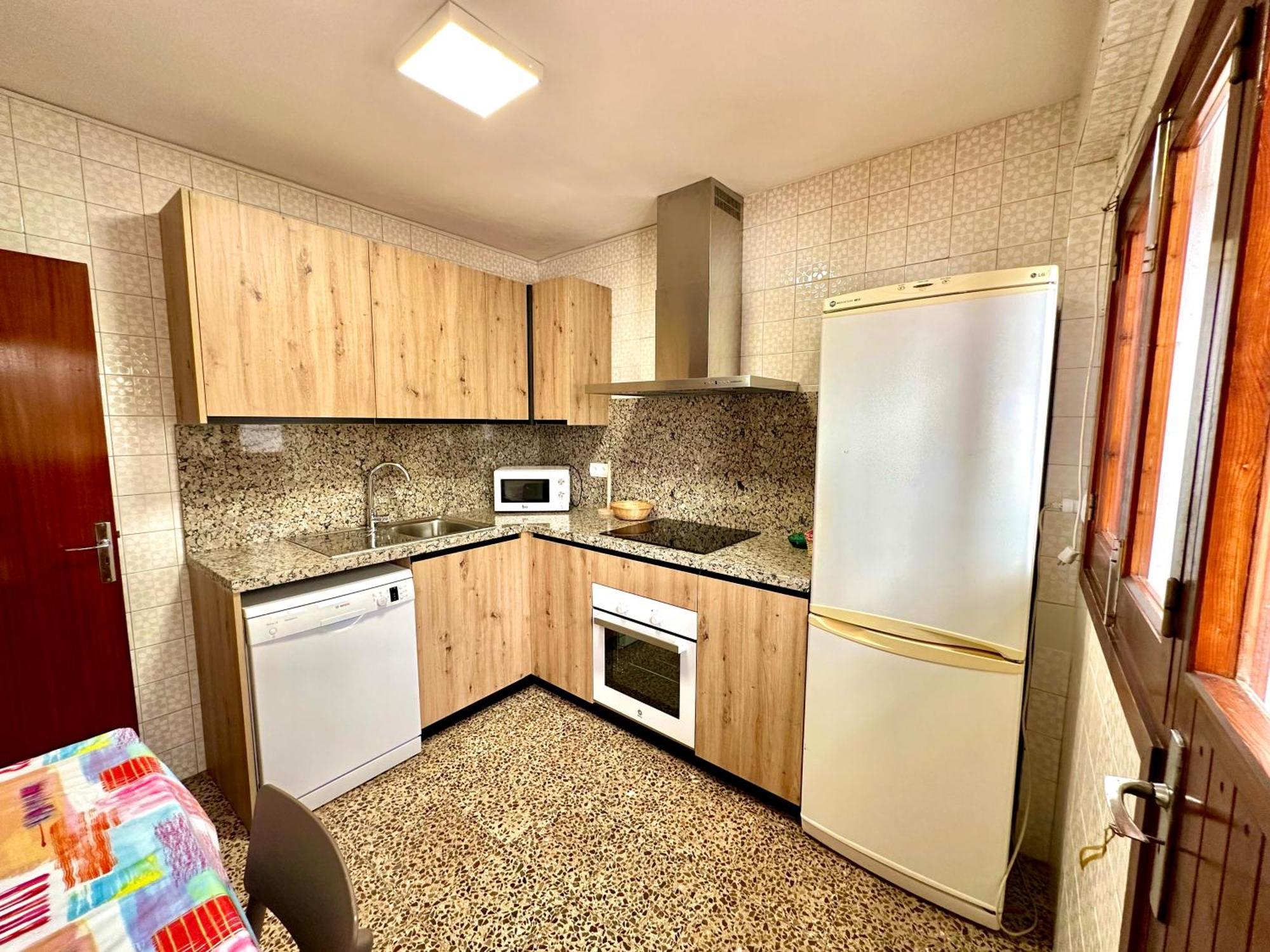 Hostal Y Apartamentos Santa Eulalia Санта-Эулалия-дель-Рио Экстерьер фото